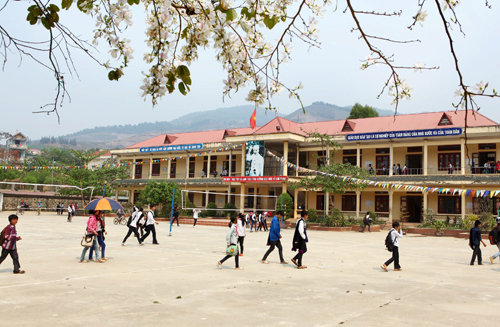 Trăn trở với các khoản thu tự nguyện